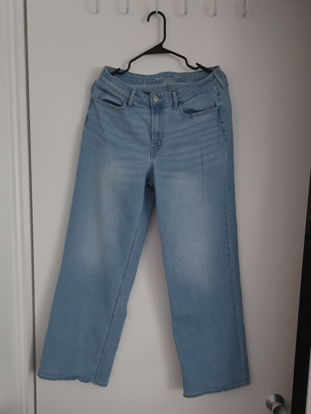 Old Navy Light Blue Straight-Leg Jeans
